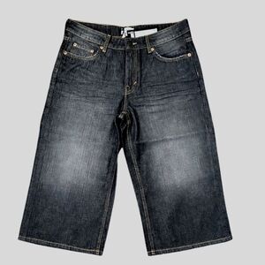 WEEKDAY Women's Jeans Ample Low Waist Capri Denim Jorts Ash Black